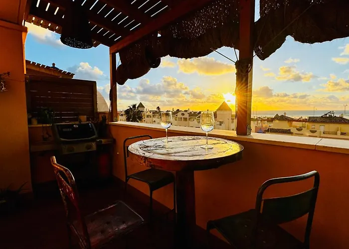 Amara Family & Surf With Oceanview And Pool Apartmán *